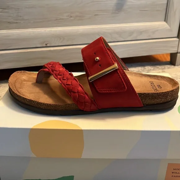 Earth Origins Red Nubuck Oneida Sandal - Size 9! - Picture 4 of 10